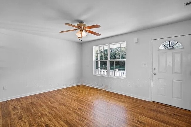 Building Photo - 39 Stix Ln