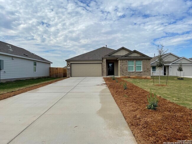 Building Photo - 435 Butterfly Bush Ct