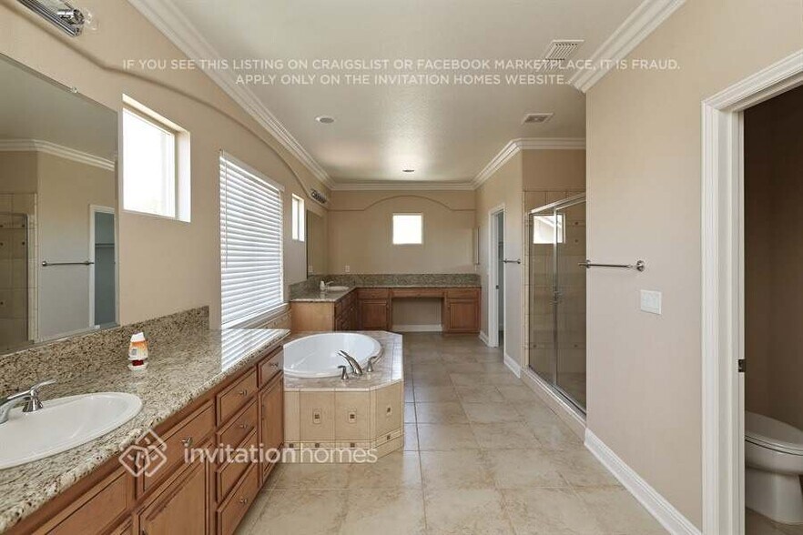 Building Photo - 9569 Calibra Ln
