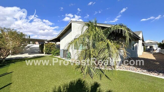 Building Photo - 13930 Hidden Valley Rd