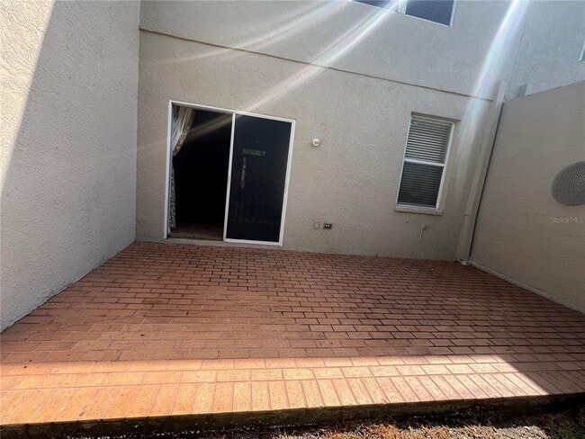 Building Photo - 676 Vallance Way NE