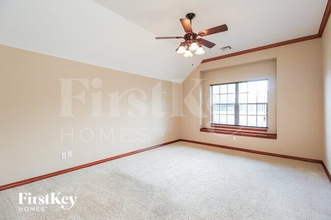 Building Photo - 232 SW 136th St