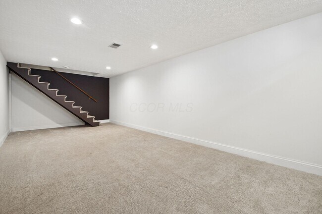 Building Photo - 1701 Moreland Dr