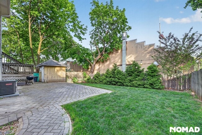 Building Photo - Charming 2BR Apartment in Metuchen