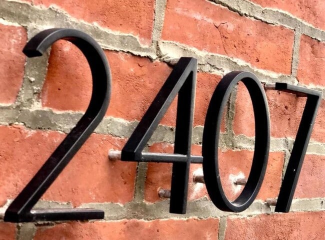 Primary Photo - 2407 Grays Ferry Ave