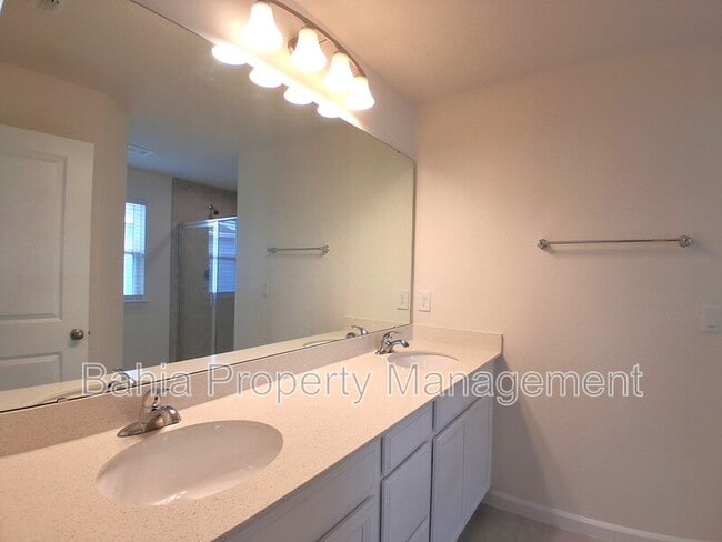 Building Photo - 2640 Pleasant Cypress Cir