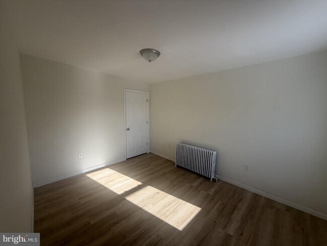 Building Photo - 101 Cedar Ave