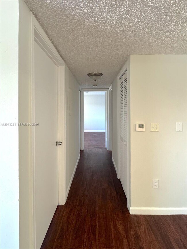 Building Photo - 3610 N 56th Ave