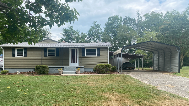 Primary Photo - 3 bedroom 2 bathroom home in Asheville