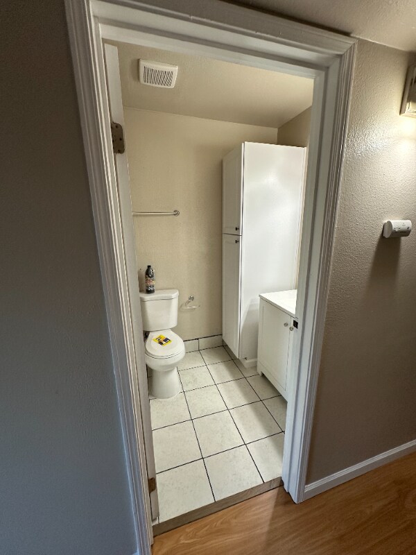 Building Photo - 10275 Mills Station Rd