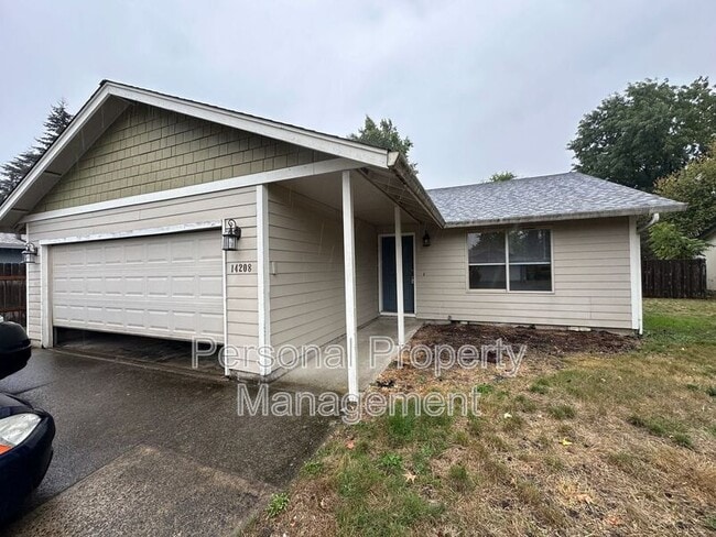 Building Photo - 14208 NE 85th St