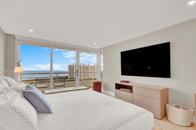 Building Photo - 4201 N Ocean Blvd