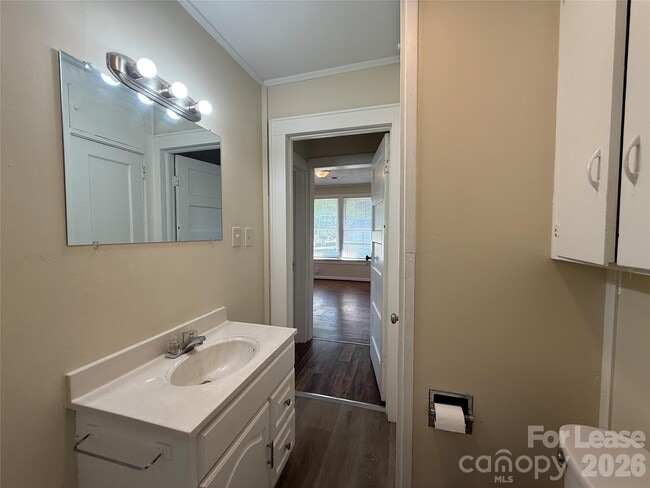 Building Photo - 507 Turnersburg Hwy