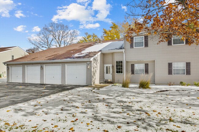 Primary Photo - 96 Gant Cir