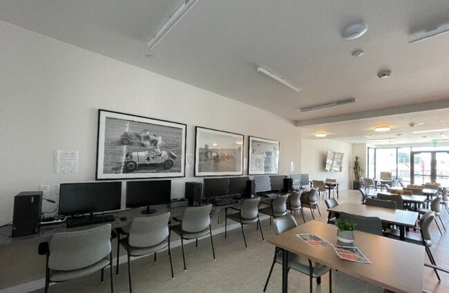 Building Photo - 4320 44th St