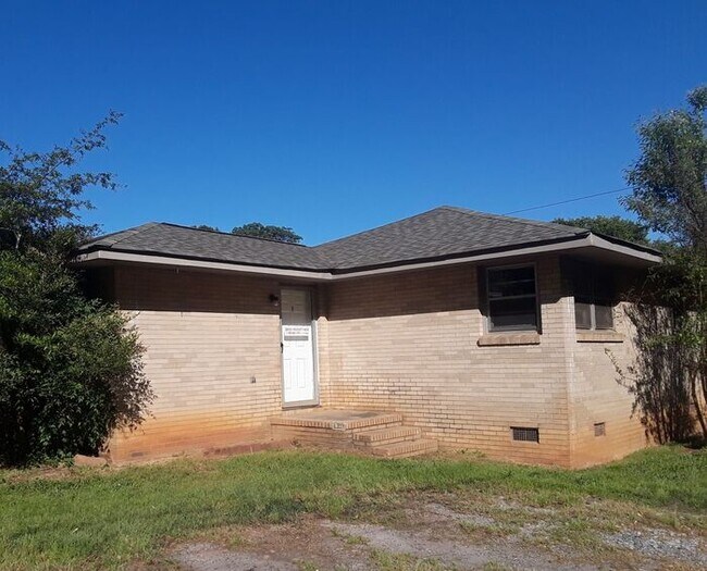 Primary Photo - 4280 N Blackstock Rd