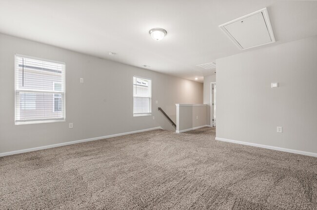 Building Photo - 4008 Passenger Pl