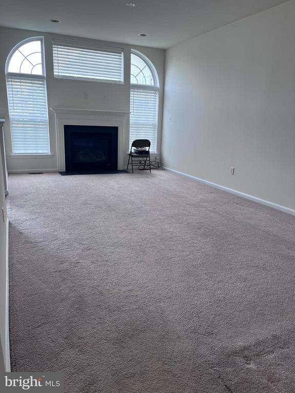 Building Photo - 326 Keswick Dr