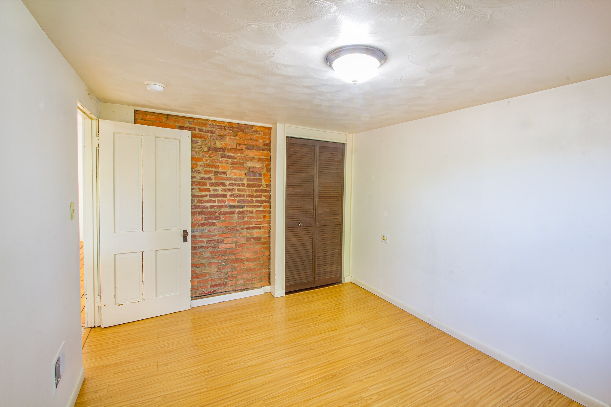 Building Photo - 421 S Trenton Ave