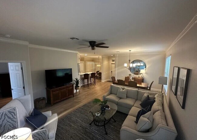 Building Photo - 8837 E Bay Cir