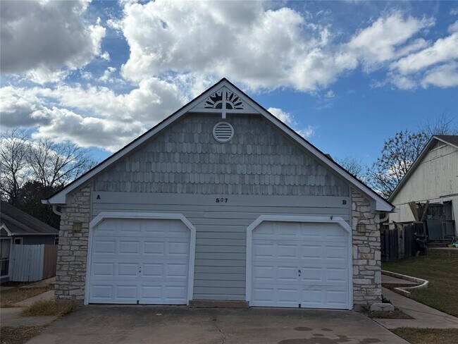 Building Photo - 507 Cutty Trail