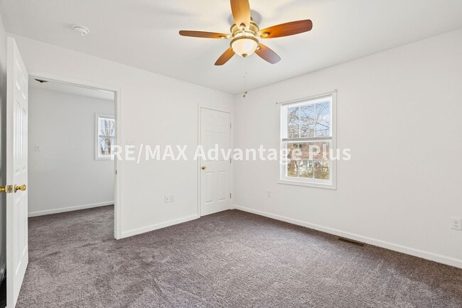 Building Photo - 408 Winston St