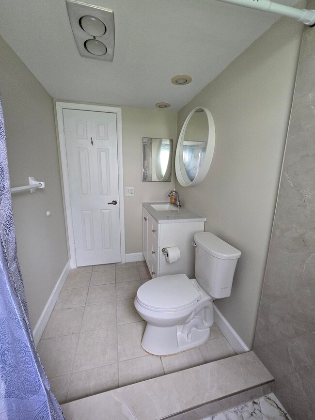 Building Photo - 3800 Oaks Clubhouse Dr