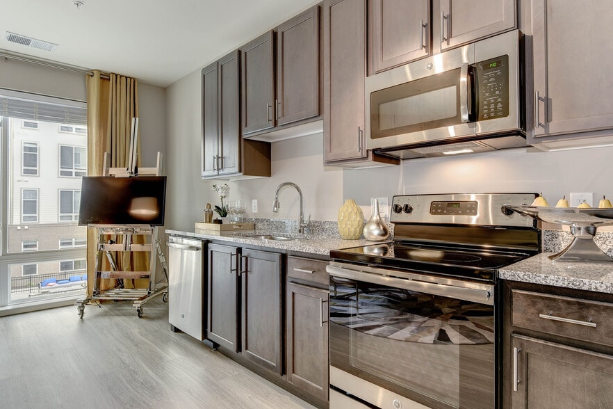 Interior Photo - Ascend Apollo