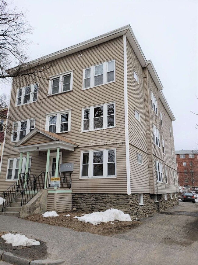 Building Photo - 29 Loxwood St