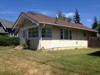 Building Photo - Fountain District 2 Bedroom Home!