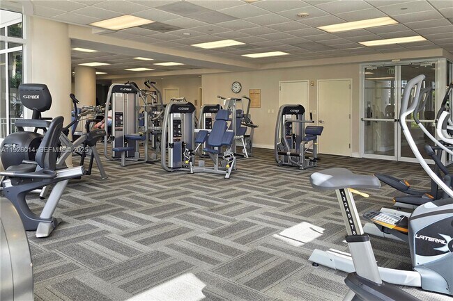 Building Photo - 801 Brickell Key Blvd