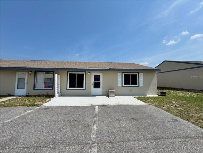 Primary Photo - 254 Winter Ridge Blvd
