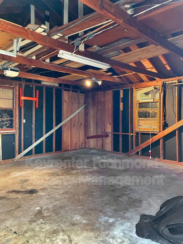 Building Photo - 7820 Conifer Rd