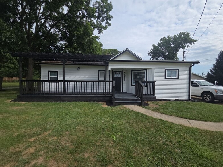 Primary Photo - 2958 Freyer Rd