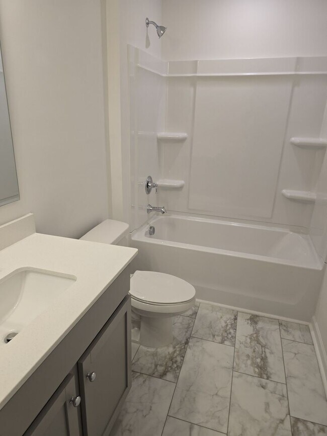 Building Photo - New Construction 3BR/2.5BA Townhome in Monroe