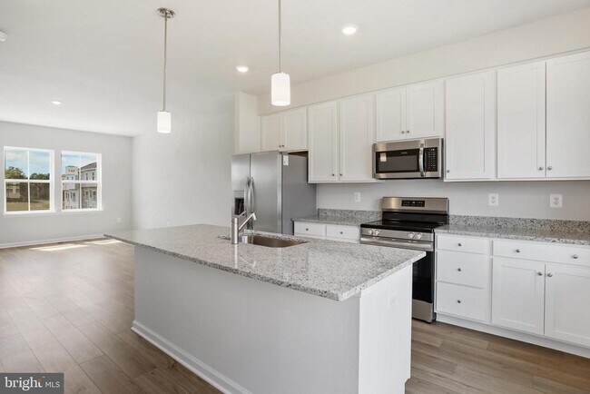 Building Photo - 129 Kinkade Ct