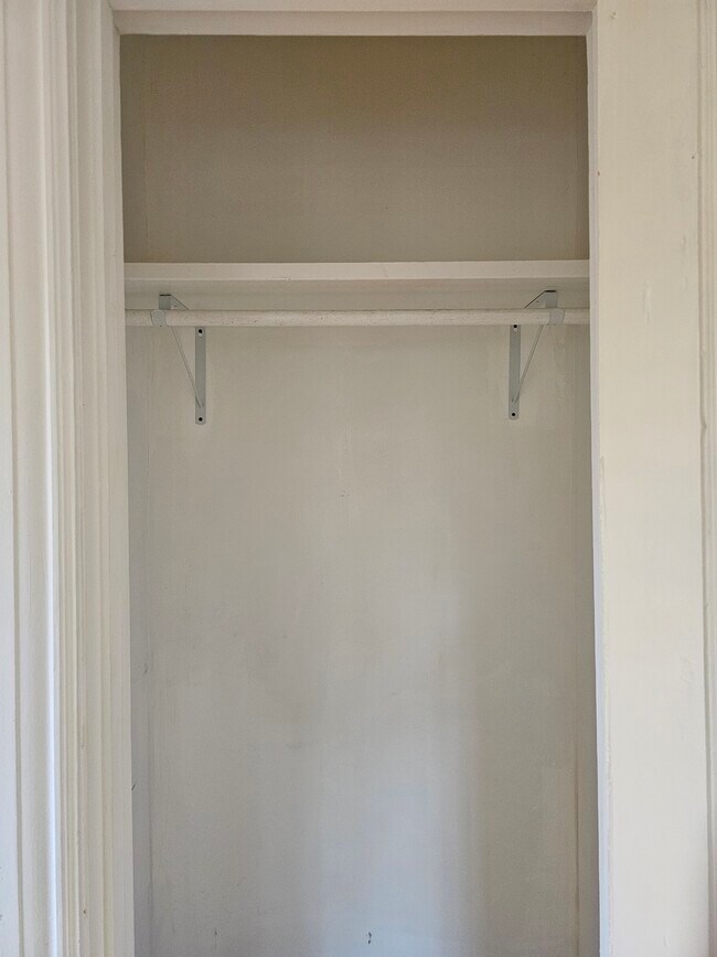 Building Photo - Prescott Arms