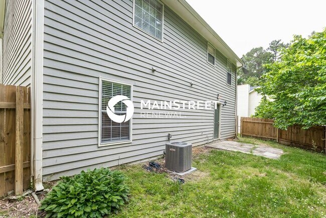 Building Photo - 3 Bedroom Pet-Friendly Home in Sugar Hill, GA with Main Street Renewal