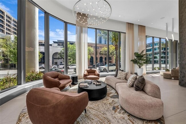 Building Photo - 275 1st Ave S