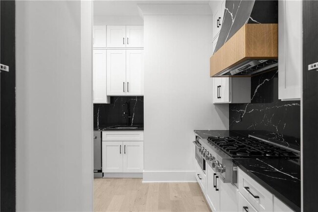 Building Photo - 409 Thunder Rd