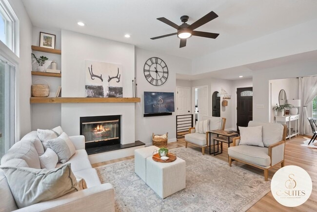 Building Photo - 1709 NW 33rd Pl