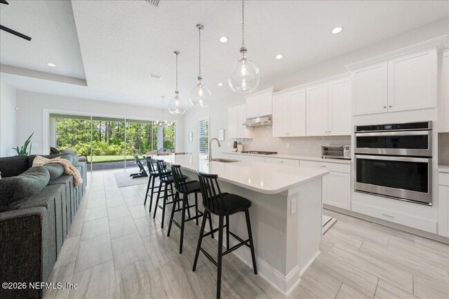 Building Photo - 10300 Silverbrook Trl