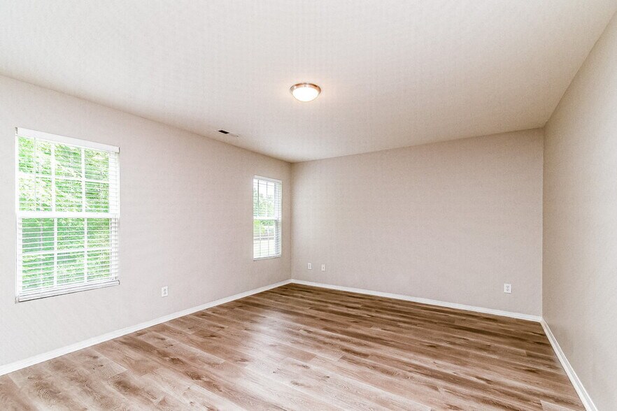 Building Photo - 5457 Thunderidge Drive