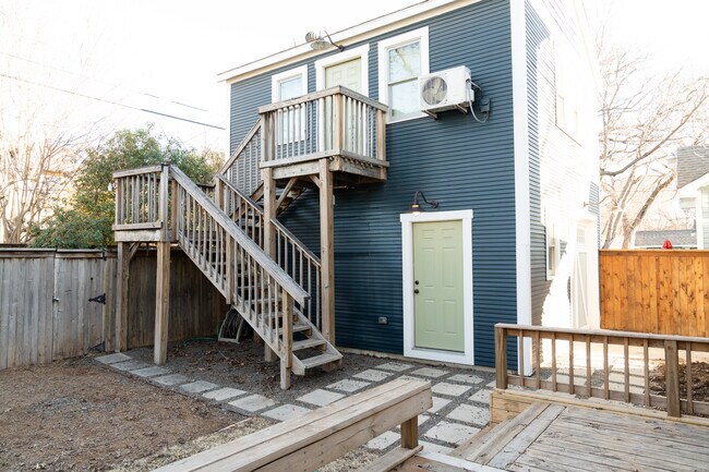 Building Photo - 1405 S Henderson St