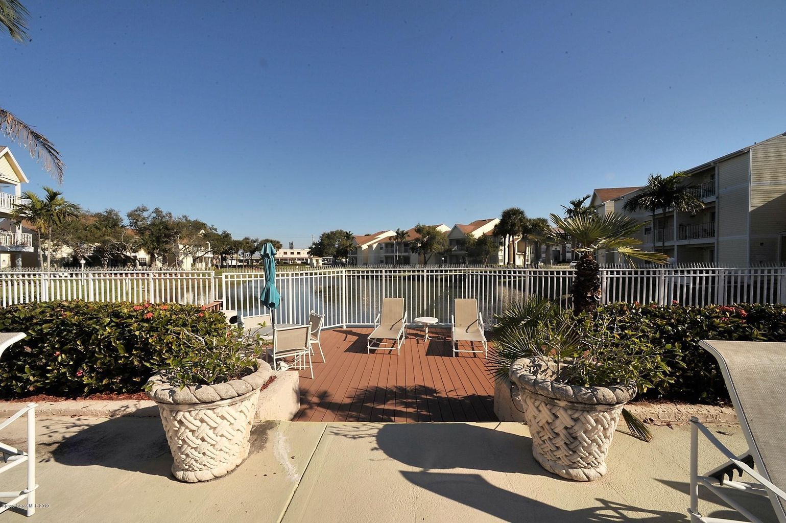 Building Photo - 1801 Island Club Dr