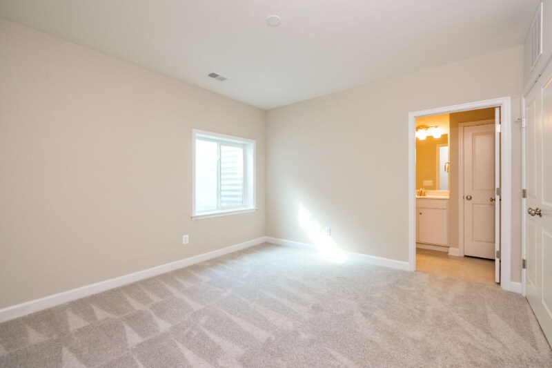 Building Photo - 3487 Monterey Dr