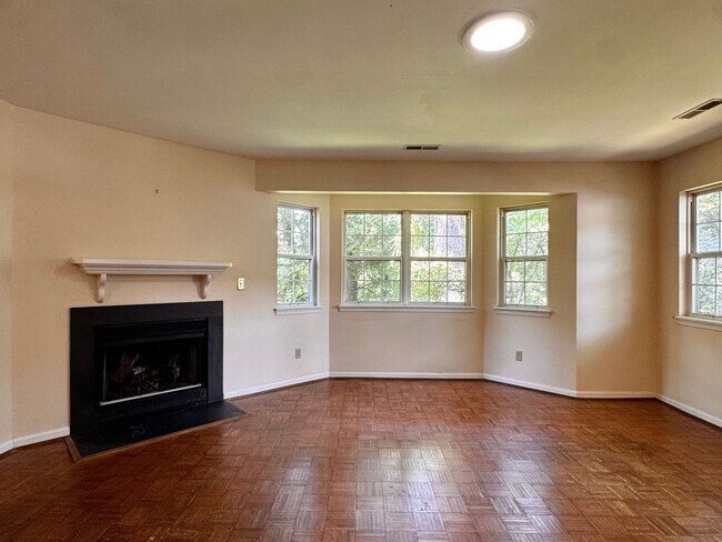 Building Photo - 1176 Rose Arbor Ct