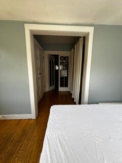 Double closet hallway from Blue Sunroom/bedroom. - 2615 Parker St