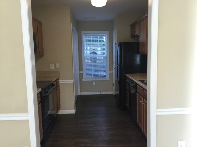 Building Photo - 378 Walden Ridge Ct