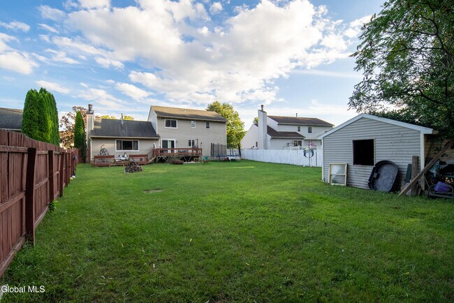 Building Photo - 31 Berkshire Dr